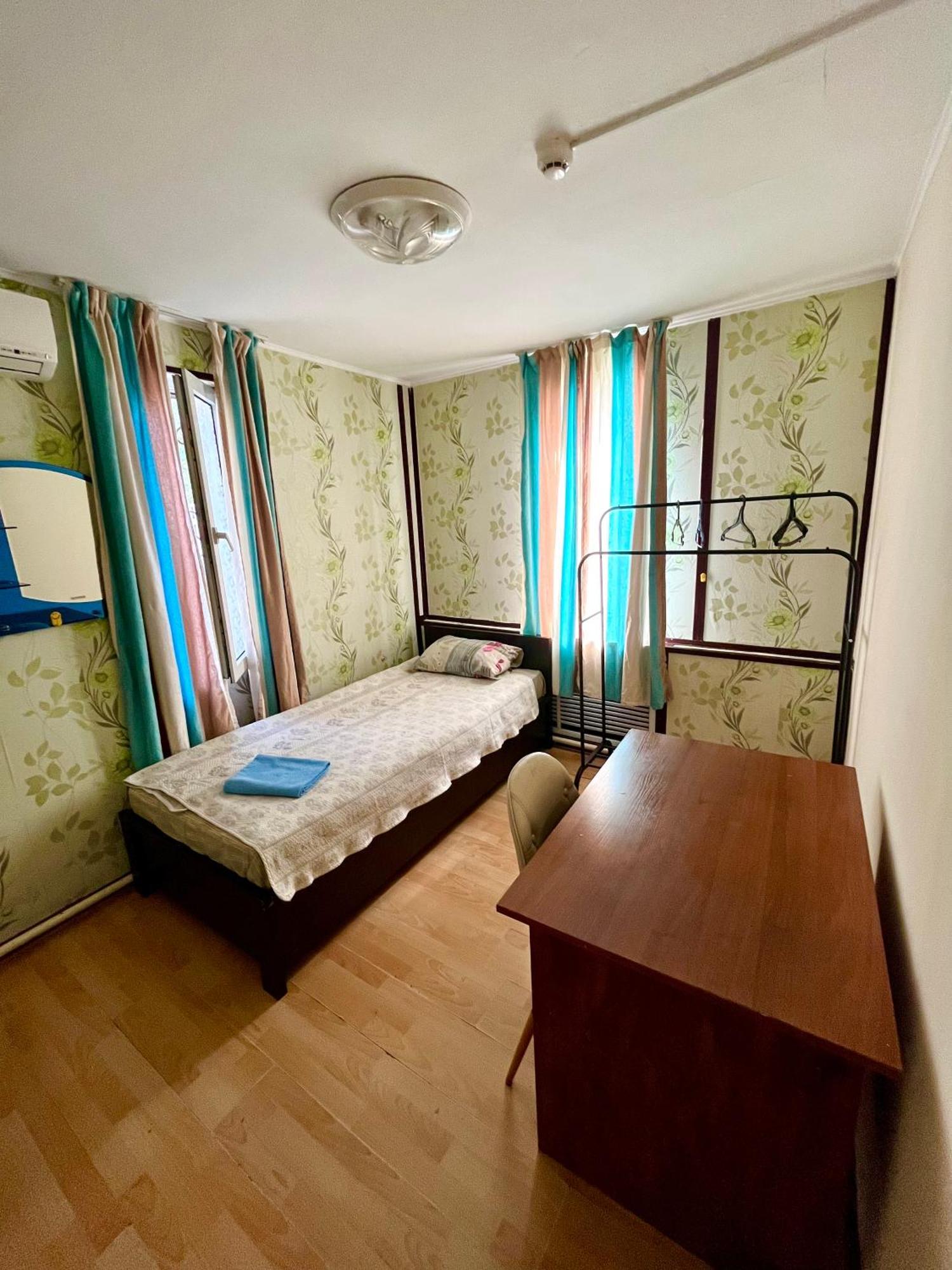 Esentai Hostel Almatı Dış mekan fotoğraf