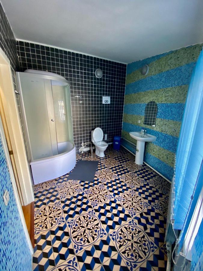 Esentai Hostel Almatı Dış mekan fotoğraf