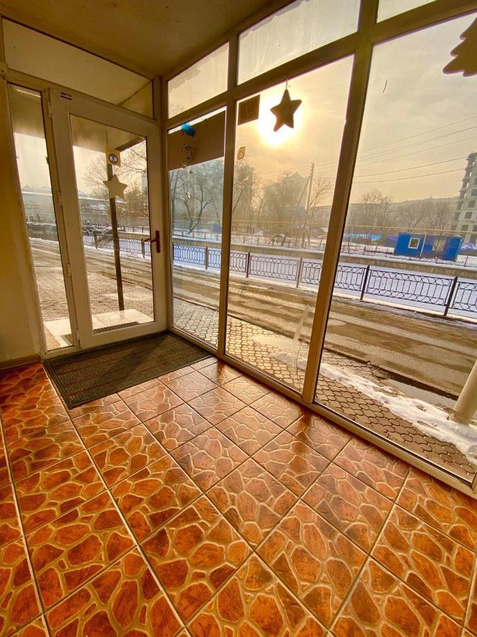 Esentai Hostel Almatı Dış mekan fotoğraf