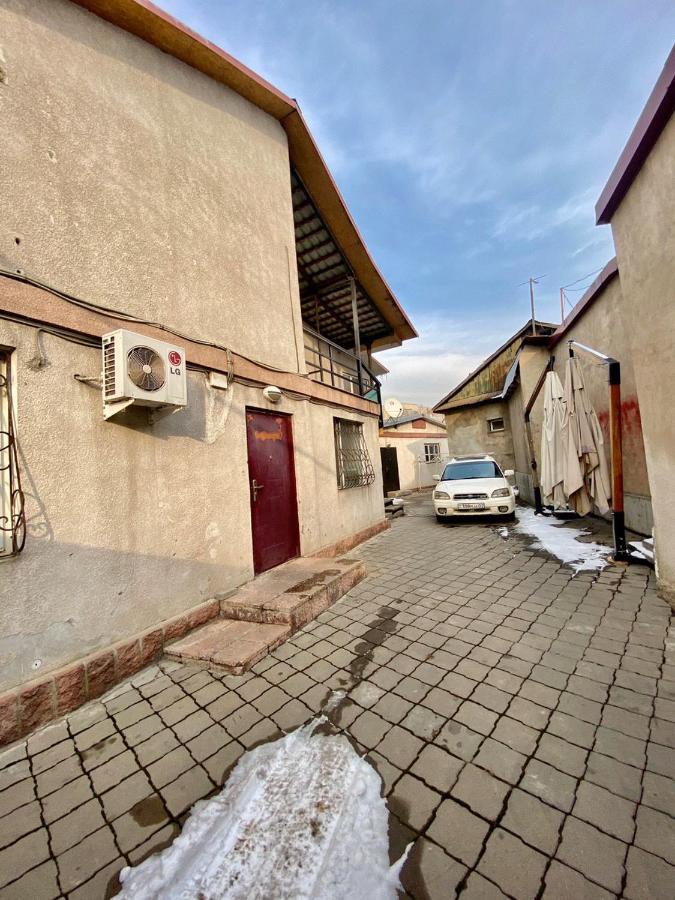 Esentai Hostel Almatı Dış mekan fotoğraf