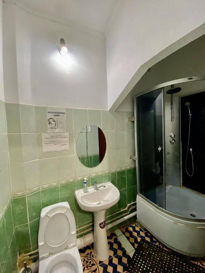 Esentai Hostel Almatı Dış mekan fotoğraf